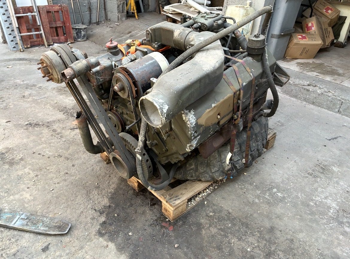 Vends Moteur Cumins V8V903